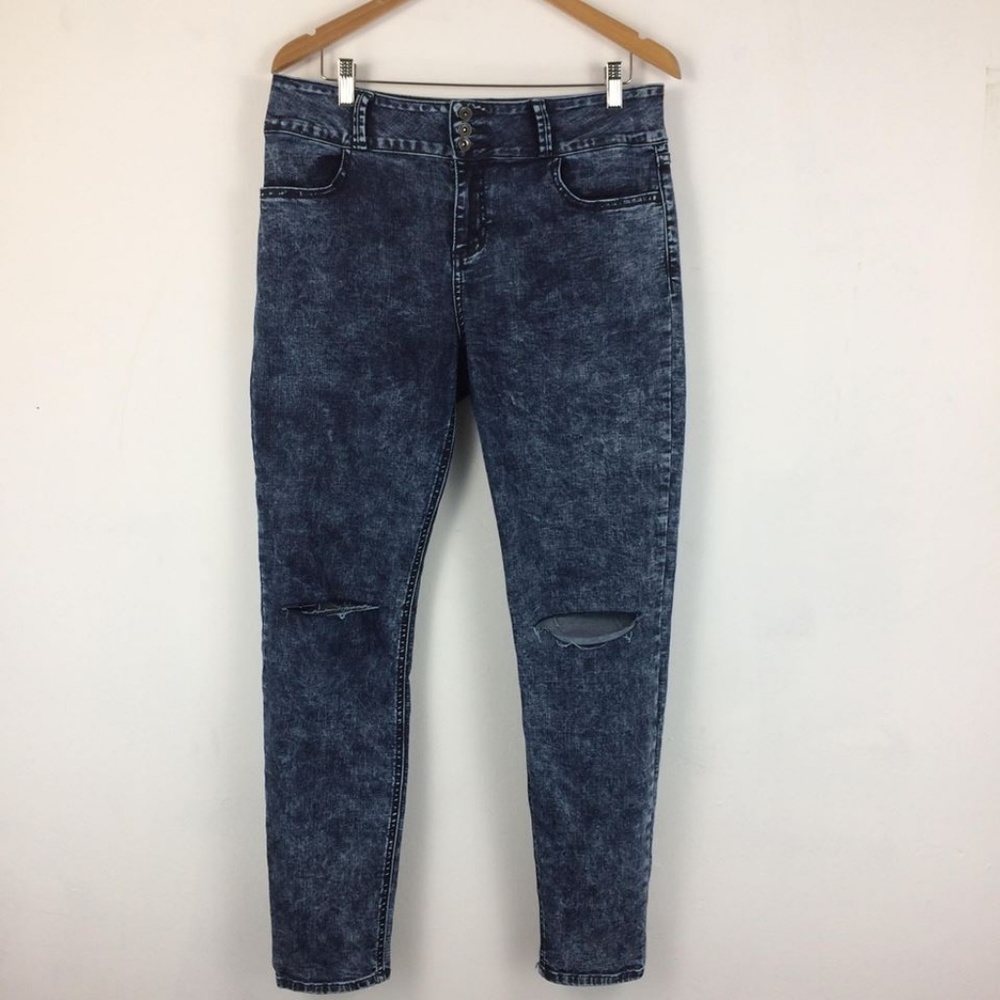 Stretch Blue Acid Wash Jeggins - Size 15/16